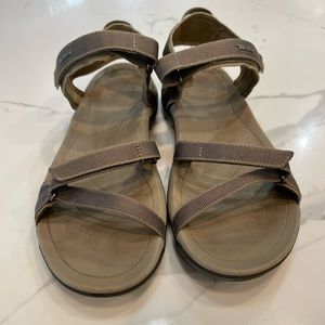Teva Sandals - Size 9